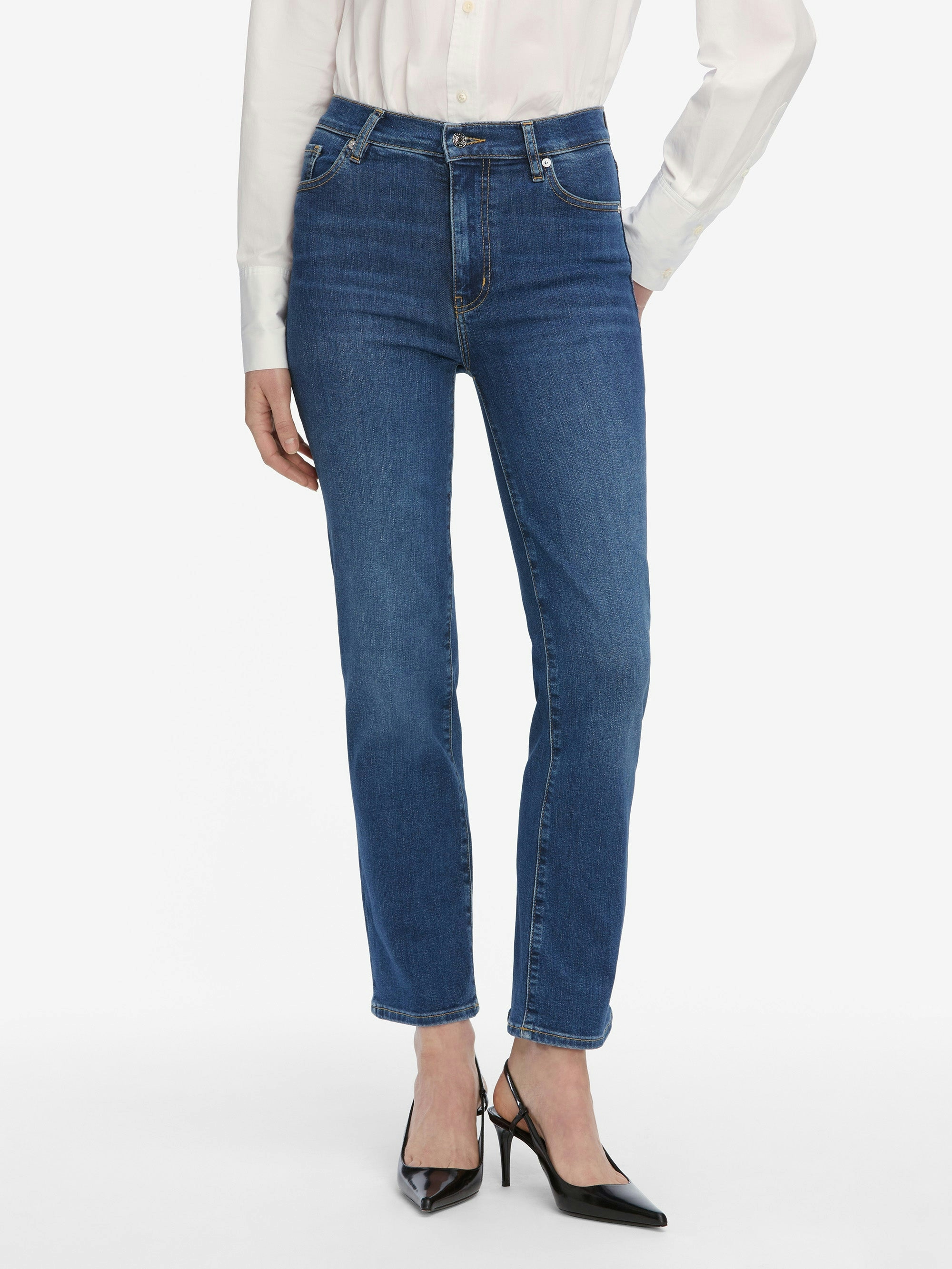 jeans front image